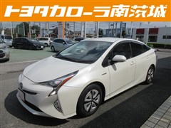 トヨタ プリウス A