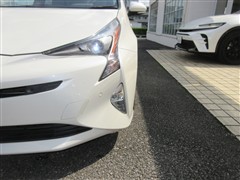 プリウス A