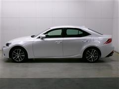 IS 300h バージョンL