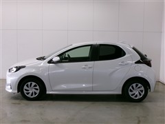 ヤリス ハイブリッド G