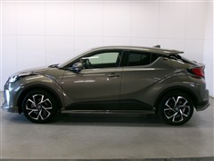 C-HR ハイブリッド G