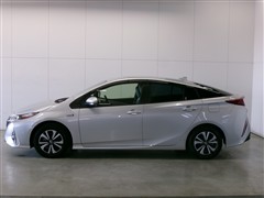 プリウスPHV S セーフティPKG