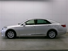 クラウンロイヤル hv ロイヤルサルーン