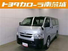トヨタ ハイエースバン デラックス