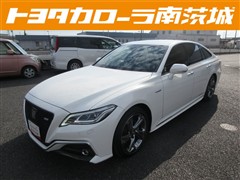 クラウン ハイブリッド RS