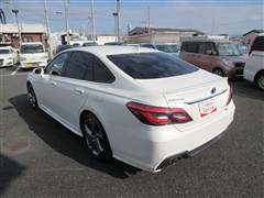 クラウン ハイブリッド RS