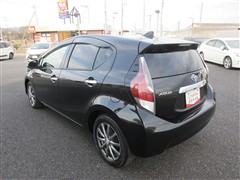 アクア S スタイルブラック