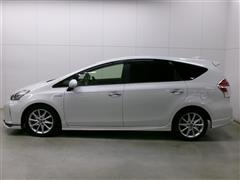 プリウスアルファ Sツーリングセレ