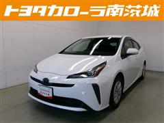 トヨタ プリウス S