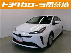 トヨタ プリウス S