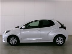 ヤリス G