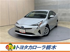 トヨタ プリウス S