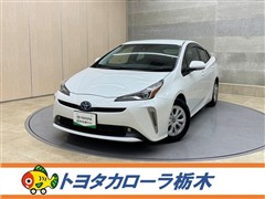 トヨタ プリウス S セーフティプラス2