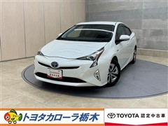 トヨタ プリウス A