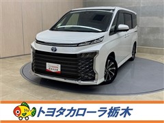 トヨタ ヴォクシー HEV S-Z