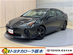 トヨタ プリウス SツーリングブラックEd