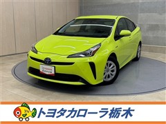 トヨタ プリウス S