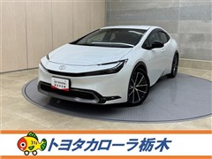 トヨタ　プリウス Z