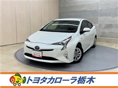 トヨタ プリウス S セーフティフラス