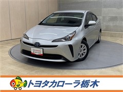 トヨタ プリウス S