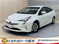 トヨタ プリウス A
