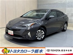 プリウス A