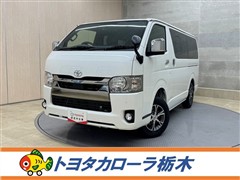 トヨタ　ハイエースV スーパーGLダークP2