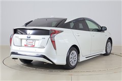 プリウス S セーフティー+ 4WD