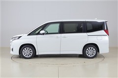 ノア ハイブリッド Z