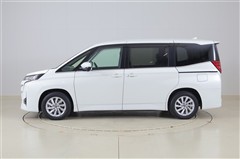 ノア ハイブリッド Z