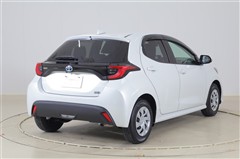 ヤリス ハイブリッド G