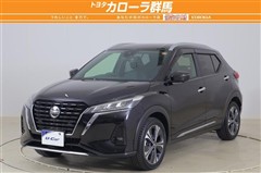 日産　キックス X