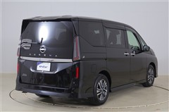 セレナ ハイウェイスター V