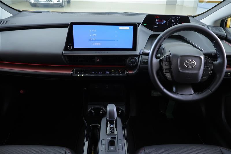 トヨタ　プリウス 30 インパネフルセット本体スイッチ付き　送料込み　中古品 プリウス Z（333014262792）の中古車 | トヨタ認定中古車 | トヨタ