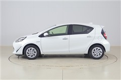 アクア S Style Black