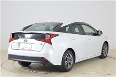 プリウス S セーフティプラス2