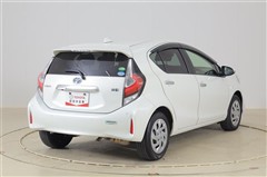 アクア S スタイルブラック