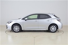 カローラスポーツ G X 4WD