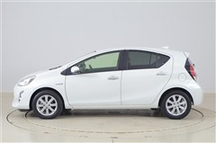 アクア S スタイルブラック