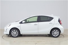 アクア S スタイルブラック