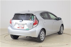 アクア S スタイルブラック