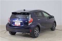 アクア S スタイルブラック