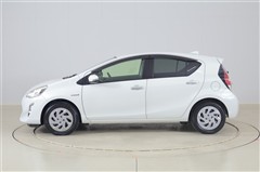 アクア S スタイルブラック