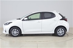 ヤリス ハイブリッド X