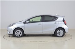 アクア S スタイルブラック