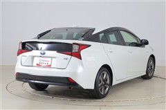 プリウス Sツーリングセレクション