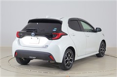 ヤリス ハイブリッド Z