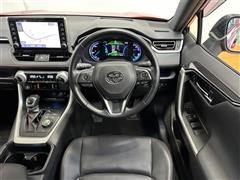 RAV4 PHV ブラックトーン