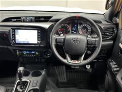 ハイラックス Z GR スポーツ