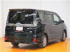 ヴォクシーHV ZS キラメキ3